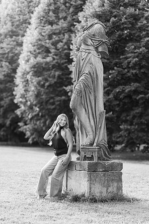 Elizabeth 2027 14-2.jpg
