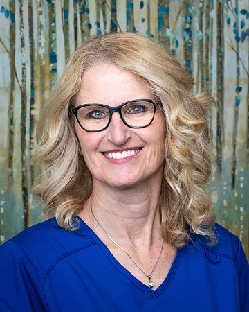 Headshot Michelle Carlton.jpg