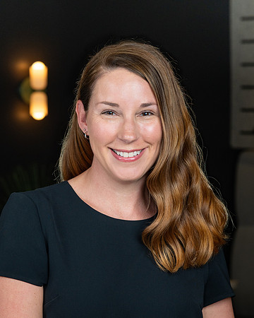Dunn_Heather 1 (cropped).jpg